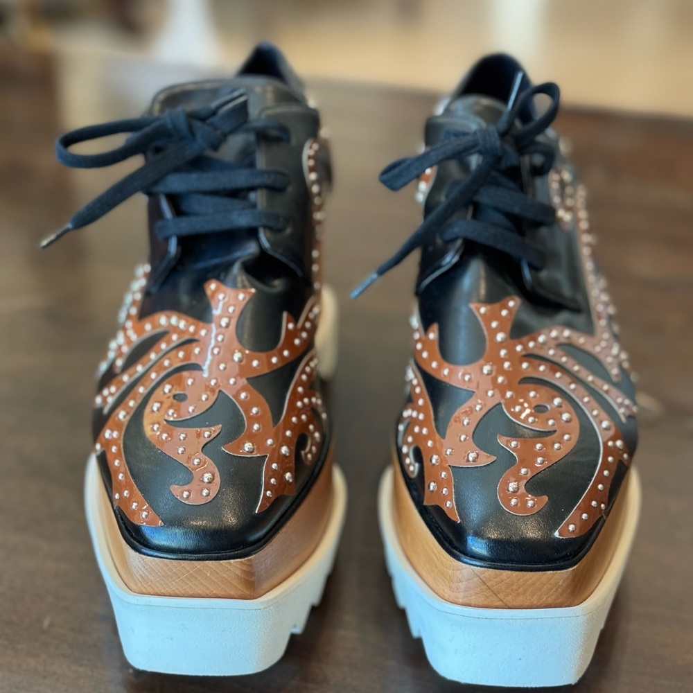 Stella McCartney Black and Brown Platform Shoes with Elevated Sole